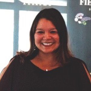 Meet your Posher, Mona